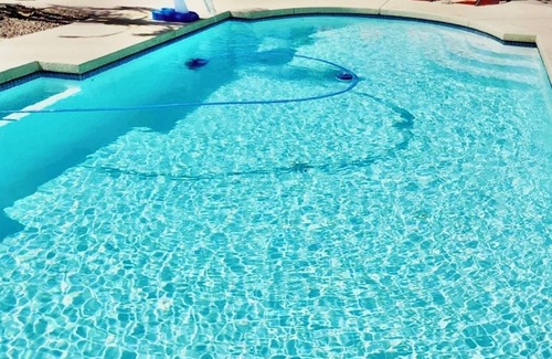 Peoria Casa | 5 star resort 4 bedroom, 3 bath,heated pool/spa, putting green,7 flat screen tvs