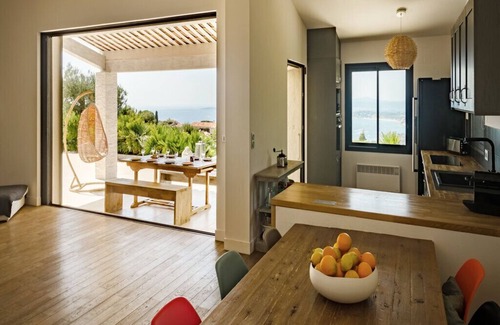 Les Issambres Villa | VILLA 5*. Magnífica vista al mar Piscina climatizada. Jacuzzi. Sauna