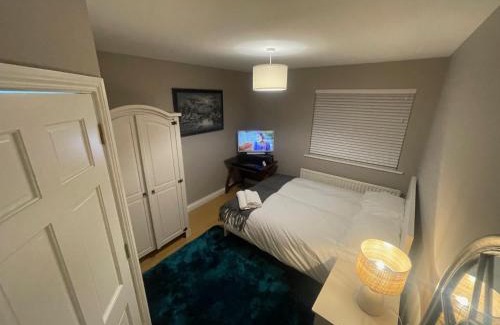 Strabane Casa | 50 Lampton Court