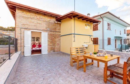 Porto San Giorgio Apartamento | [500 mt. DAL MARE] WiFi Clima & Design