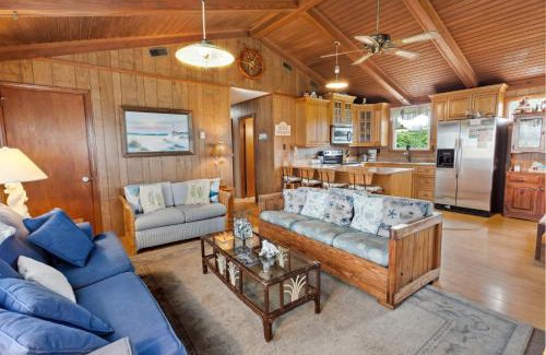 Colington Casa | 5005 - Bristow`s Bungalow