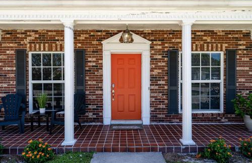 Fort Myers Casa | 5027 Fairfield DR - Paradise Palms home
