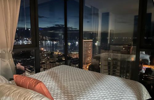 Pattaya Bay Apartamento | 503 Edge芭提雅25层正海景大二房二厅二卫, 沙滩+步行街+购物中心