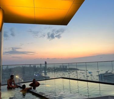 Pattaya Bay Apartamento | 503 Edge芭提雅25层正海景大二房二厅二卫, 沙滩+步行街+购物中心