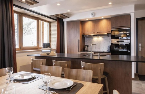 Lanslevillard Apartamento | A 50m de las pistas de esquí, fitness, piscina, sauna, hammam, balcón, chimenea o estufa a leña, tv