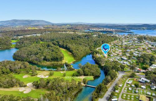 Narooma Casa | 52 Ballingalla Street, Narooma