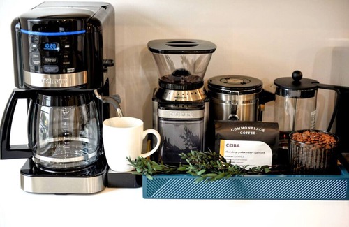 Pittsburgh Casa | 5211 Penn Ave - Bloomfield