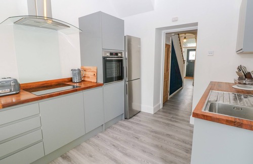 Burry Port Cabaña | 54 Pencoed Road