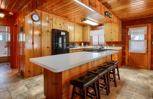 North Wawona Cabina | Deer Creek - ¡Hazte con tu naturaleza!