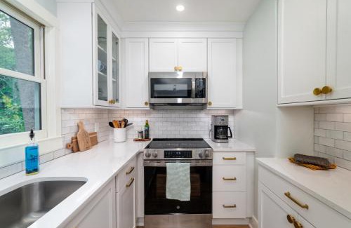 Tarpon Pond Casa | 551 Tarpon Pond Cottage