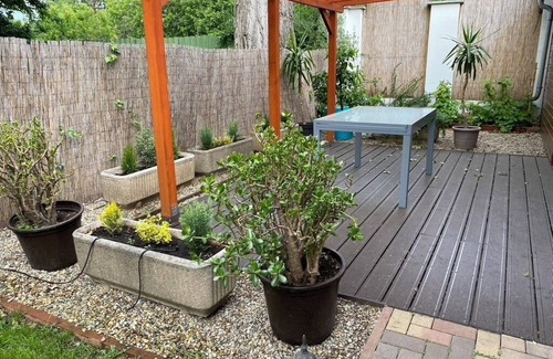 Istvantelek Casa | 55m2 house with terrace near the heart of Budapest, ideal for relaxing