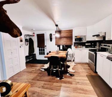 Saint-Leon-de-Standon Apartamento | 564A Le Refuge Spa Riviere