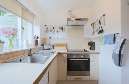 Kirkcudbright Cabaña | 57 High Street - a house that sleeps 5 guests in 2 bedrooms