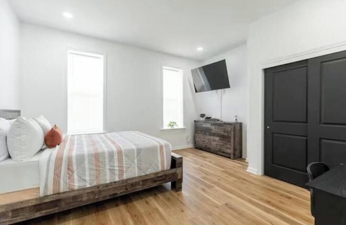 Newbold Casa | 5Bdrm Lush Luxury Living -SP Near Center City