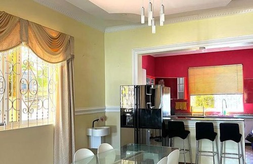 Dar es Salaam Casa | 5BEDROOMS Stand Alone Mansion for holidays