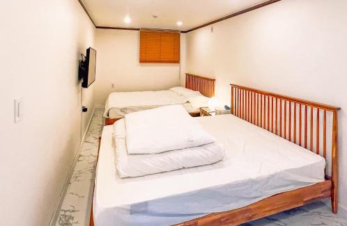 Jung-gu Casa | 5BR Family House, Myeongdong 7 minutes, Gwanghwamun 10 minutes, Namsan view, Patio