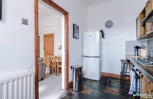 Pontefract Casa | 5BR House, Sleeps 10 guests - Free Parking - Professionals & Contractors
