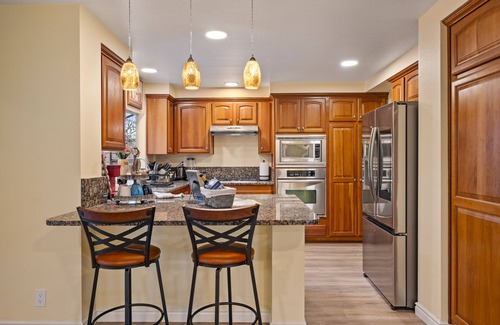 Corona Casa | 5BR w/Heated Pool & SPA ｜Mini Golf｜Kids Playhouse｜Monthly rental only