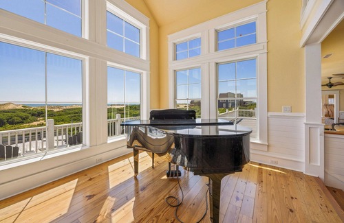 Corolla Casa | $5k off: Oceanfront Estate | 18BR, Sleeps 40 | Pool, Hot Tub, Events