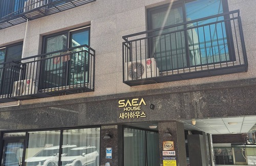 Deungchon-dong Apartamento | [5mins to Deungchon station] Full furnished studio #Queenbed