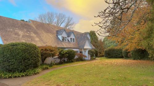 Tamahere Casa | 5Rooms life-style in City—“Golden Harvest Retreat”