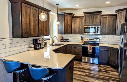 Loveland Casa | 5th Street Retreat, quiet townhome a short walk from the heart of Loveland