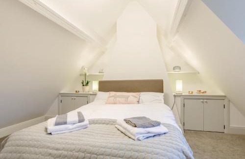 Milborne Saint Andrew Casa | 6 Bed in Blandford Forum 80549