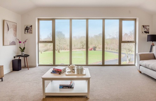 Little Cowarne Cabaña | 6 bedroom accommodation in Docklow