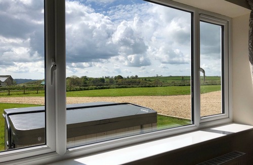 Chard Cabaña | 6 bedroom accommodation in Bishopswood, near Honiton