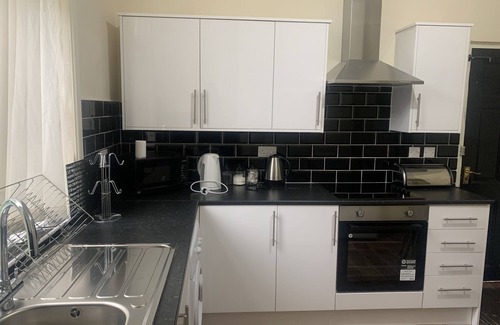 Chorlton-cum-Hardy Casa | 6 Bedroom Chorlton Townhouse