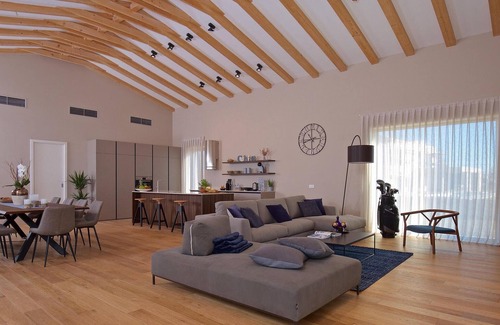 Brtonigla Casa | Preciosa casa de 6 habitaciones en.