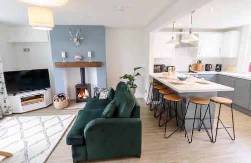 Gainsborough Casa | 6 Hillside Cottages