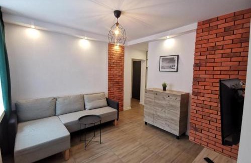 Czestochowa Apartamento | 6 Kawalerka Szmargdowa