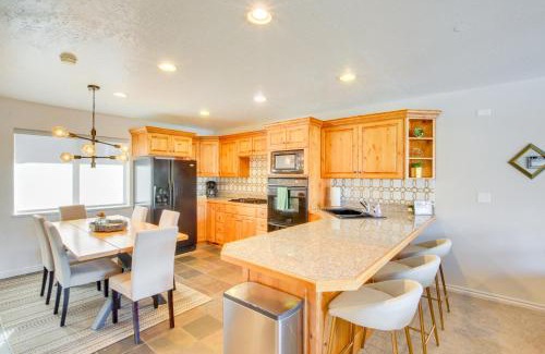 Eden Apartamento | 6 Mi to Powder Mtn with Shuttle Cozy Eden Condo!