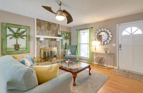 Snellville Casa | 6 Mi to Stone Mtn Park The Forrest Home with Deck