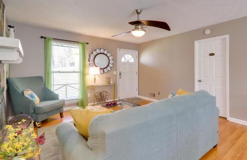 Snellville Casa | 6 Mi to Stone Mtn Park The Forrest Home with Deck