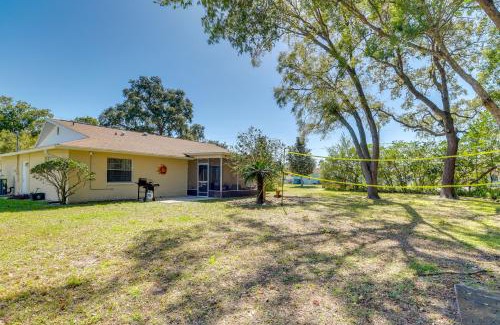 Spring Hill Casa | 6 Mi to Weeki Wachee Springs Family Getaway