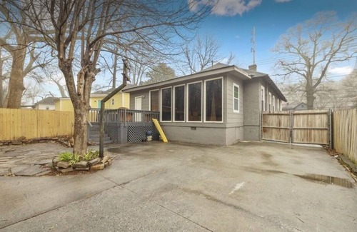 Sylvan Hills Casa | 6 minutes from the iconic Mercedes Benz Stadium, 11-minute drive fromthe airport