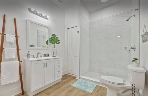 Sylvan Hills Casa | 6 minutes from the iconic Mercedes Benz Stadium, 11-minute drive fromthe airport