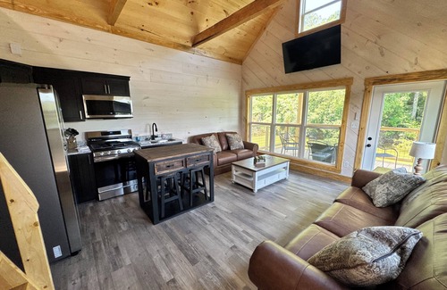 Gadsden Cabina | 6 Person Cabin on the River!