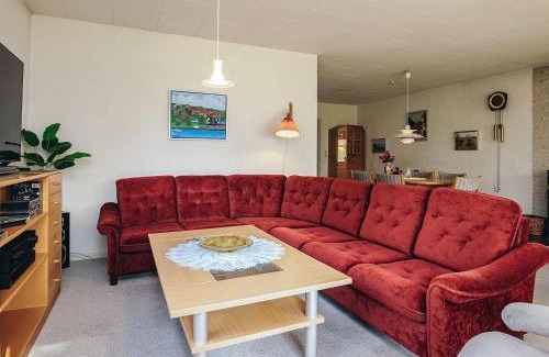 Hou Casa | 6 person holiday home in Hals