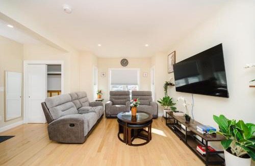 West Codman Hill - West Lower Mills Apartamento | 60-1 4BR Boston - Cozy New Apt near Franklin Park