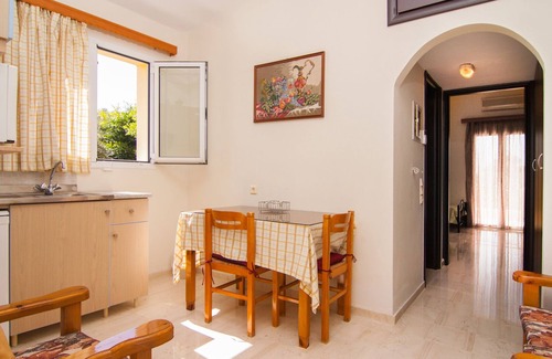 Prinos Villa | Villa de 200 metros cuadrados con jardines privados y piscina de 60 metros cuadrados, a 1,5 km de la playa
