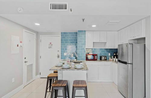 Florida Center Apartamento | 6165 Carrier Drive #2303
