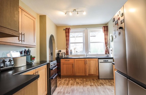 Nairn Cabaña | 62 SOCIETY STREET, pet friendly, country holiday cottage in Nairn