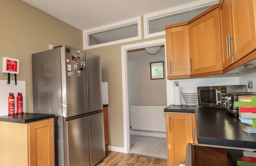 Nairn Cabaña | 62 SOCIETY STREET, pet friendly, country holiday cottage in Nairn