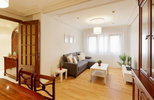 Las Campas y San Claudio Apartamento | 621B Acogedor apartamento