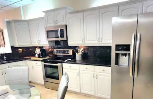 Bearss Plaza Casa | #66 New Montesinos Home by Joyful Moments Vacation