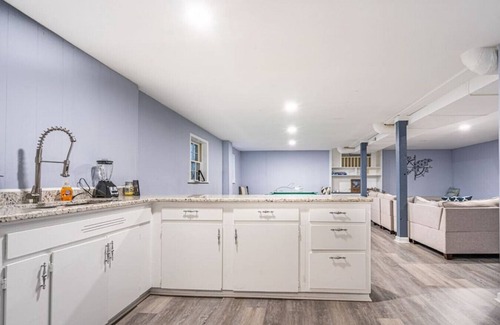 Huntsville Casa | 6807 Jones Valley · ֍The Strata֎ 4000 SQ Feet, 6 BR, Pool Table