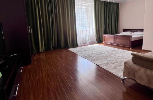 Nur-Sultan Apartamento | 7 Топовая локация у Байтерека для 1-4 чел, комфортно, как дома